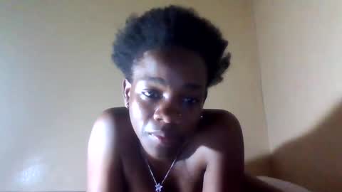 Snapshot of cosabella_cosie chatting on 04/20/26, 06:53 Cosabella online show from 04/20/26, 06:53