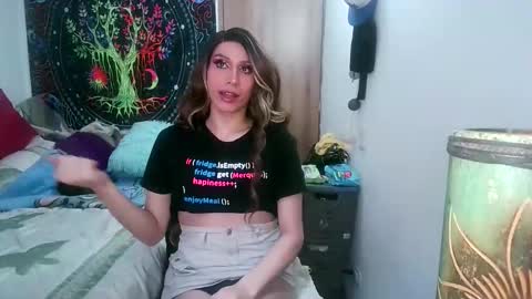 Snapshot of cosmic_crystal chatting on 10/19/25, 08:20 cosmic_crystal online show from 10/19/25, 08:20