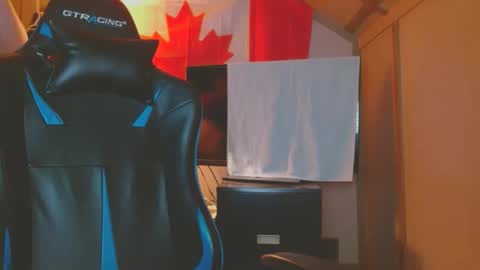 Snapshot of cosmicjones88 chatting on 02/02/25, 06:48 cosmicjones88 online show from 02/02/25, 06:48