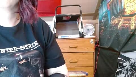 Snapshot of cosmicjones88 chatting on 04/19/26, 10:36 cosmicjones88 online show from 04/19/26, 10:36