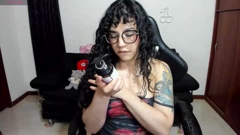 Tatii online show from 11/12/25, 05:52