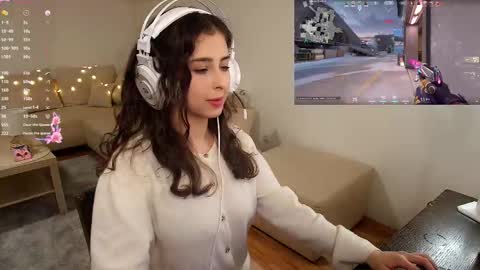 Snapshot of cosmos_baby chatting on 03/14/26, 08:36 Luna online show from 03/14/26, 08:36