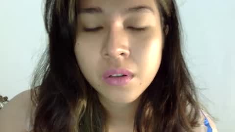 Liz Gwyneth Charlota online show from 12/29/24, 10:45