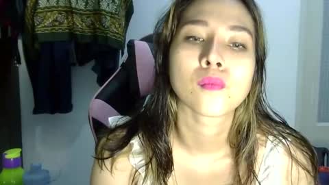 Liz Gwyneth Charlota online show from 02/25/25, 11:33