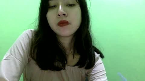 Snapshot of cottoncandygirl9898 chatting on 07/14/26, 11:21 Liz Gwyneth Charlota online show from 07/14/26, 11:21
