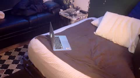 Snapshot of cough2getoff chatting on 12/05/25, 06:59 Corey online show from 12/05/25, 06:59