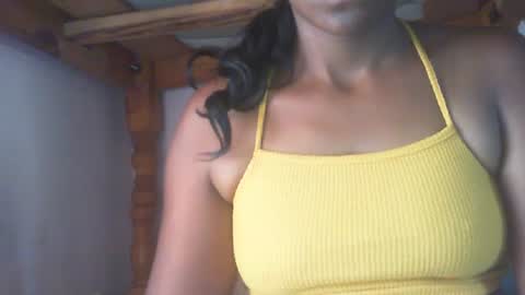 Snapshot of couleur_vanille chatting on 01/07/25, 05:54 couleur_vanille online show from 01/07/25, 05:54