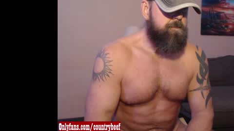 Snapshot of countrybeef chatting on 12/31/24, 12:21 countrybeef online show from 12/31/24, 12:21