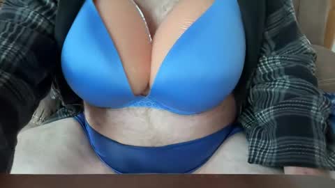 Snapshot of county1234 chatting on 04/19/26, 11:42 Counrt1234 online show from 04/19/26, 11:42
