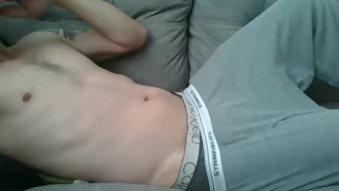 Kylenaughtybi89 online show from 12/02/25, 03:07