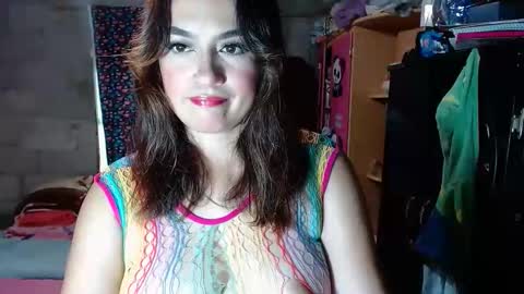 Nikol y  tomy online show from 10/22/25, 08:19