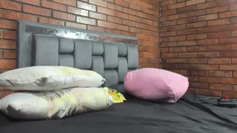 Andrea and Scott online show from 09/12/25, 09:20