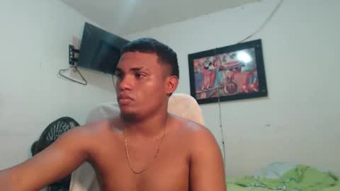 couple_hot0240129 online show from 11/21/25, 03:11