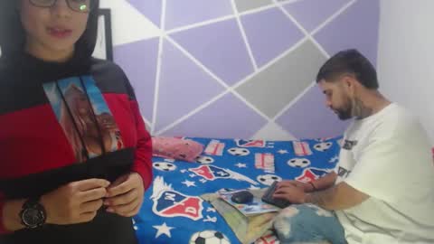 couple_hot069 online show from 02/09/26, 05:00