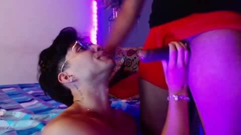 Snapshot of couple_hotfd chatting on 09/24/25, 06:39 Couple hotFD online show from 09/24/25, 06:39