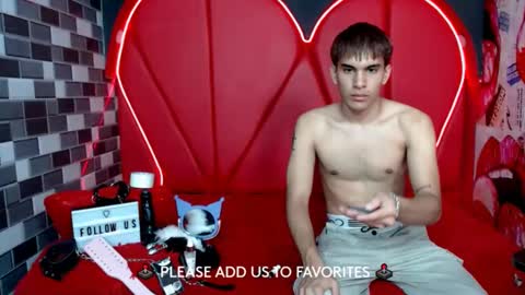 MIA LIZ AND SAM online show from 02/05/25, 07:31