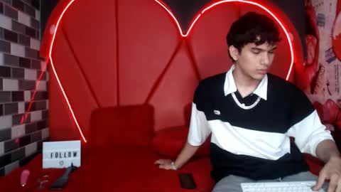 MIA LIZ AND SAM online show from 09/10/25, 08:09