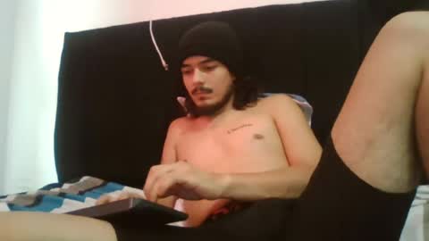 Snapshot of couplehot0917 chatting on 06/13/26, 02:37 Lucia And Daniel online show from 06/13/26, 02:37
