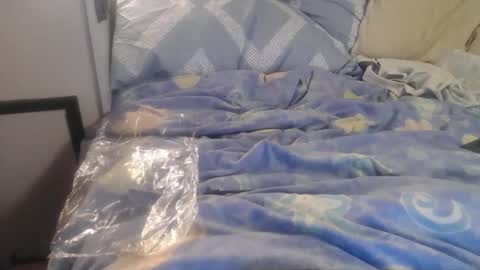 Snapshot of couplelovecam chatting on 11/26/25, 11:33 pantyhosesforme online show from 11/26/25, 11:33