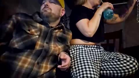 Snapshot of coupleoffantastics chatting on 04/03/26, 08:23 coupleoffantastics online show from 04/03/26, 08:23