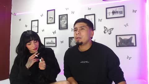 Snapshot of coupsextop chatting on 02/01/25, 04:14 Juli and Liam online show from 02/01/25, 04:14