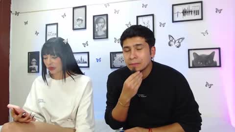 Snapshot of coupsextop chatting on 02/28/25, 05:04 Juli and Liam online show from 02/28/25, 05:04