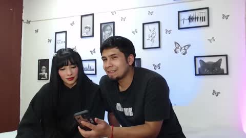 Snapshot of coupsextop chatting on 03/07/25, 04:13 Juli and Liam online show from 03/07/25, 04:13