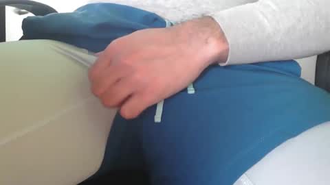 Snapshot of courtneylawson19 chatting on 03/22/26, 11:35 courtneylawson19 online show from 03/22/26, 11:35