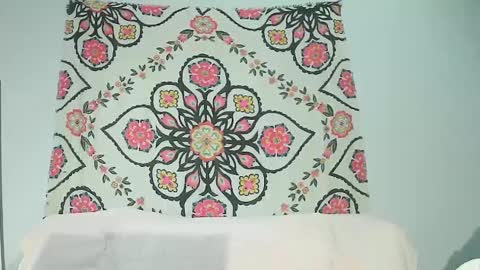 courtscutekitty online show from 02/02/25, 09:51