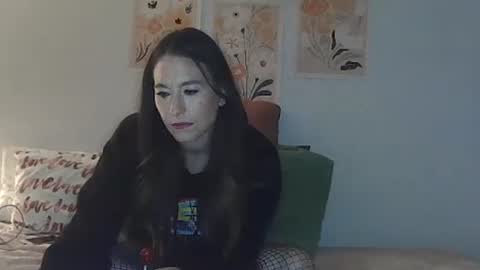 courtscutekitty online show from 11/06/25, 08:37