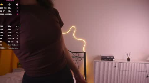 Snapshot of coventinaashfield chatting on 04/03/26, 06:55 Yui online show from 04/03/26, 06:55