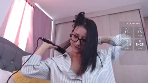 cowgirl_isa online show from 09/25/25, 08:56