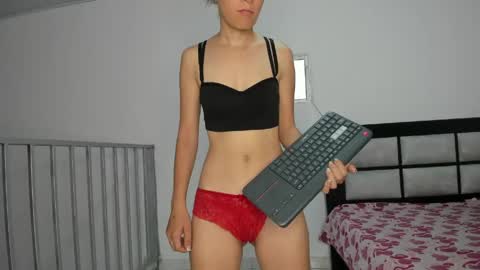 Marce  Online 1pm - 7pm gmt-5 online show from 03/17/26, 01:25