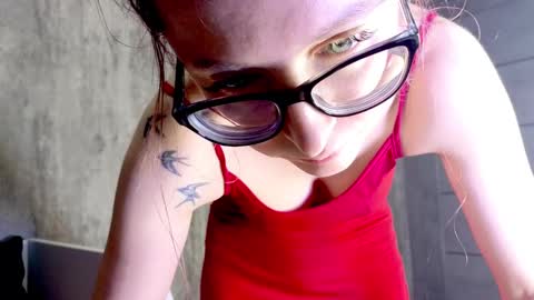 Snapshot of coy_girl_ chatting on 01/14/25, 01:28 My name is Emma - HELP COLLECT TOKENS FOR THE OPERATION FOR MY DAUGHTER online show from 01/14/25, 01:28
