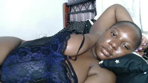 Erykah online show from 11/06/25, 10:10