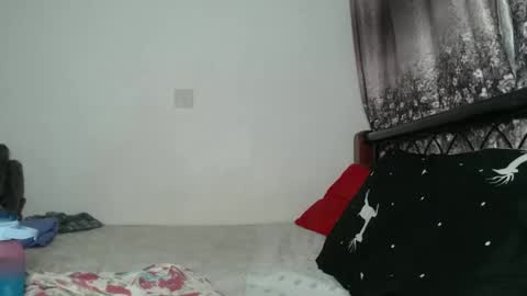 Snapshot of cozy_dion chatting on 04/16/26, 06:52 Erykah online show from 04/16/26, 06:52