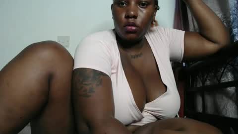 Erykah online show from 07/08/26, 09:47