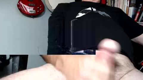 Snapshot of cozycanuck chatting on 11/14/25, 08:35 CozyCanuck online show from 11/14/25, 08:35