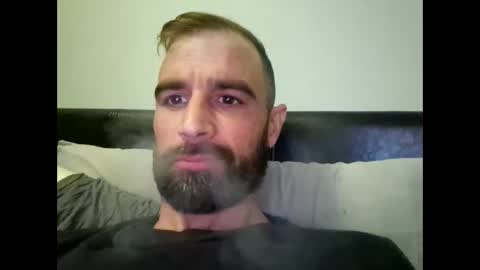 cozzyfella97 online show from 09/28/25, 10:26