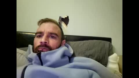 cozzyfella97 online show from 10/05/25, 08:51