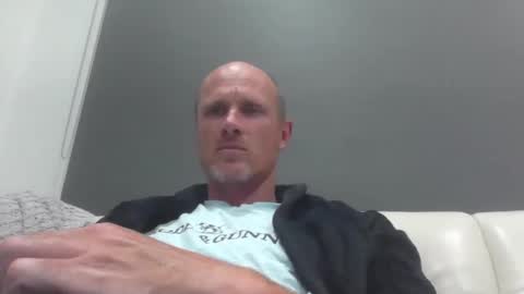 Snapshot of cptduckpants chatting on 04/26/26, 01:31 cptduckpants online show from 04/26/26, 01:31