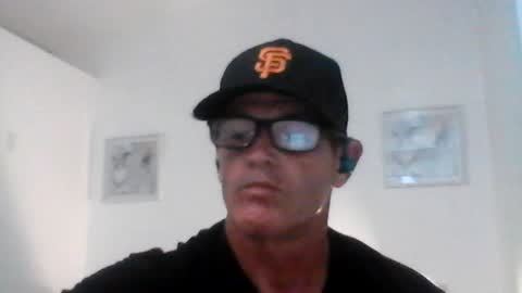 Snapshot of crackback927 chatting on 07/24/26, 03:37 crackback927 online show from 07/24/26, 03:37