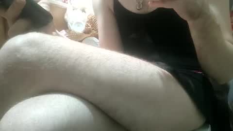 Snapshot of crackback_kyd chatting on 12/25/24, 10:28 crackback_kyd online show from 12/25/24, 10:28