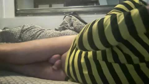 Snapshot of crapaud75018 chatting on 12/10/24, 02:17 crapaud75018 online show from 12/10/24, 02:17