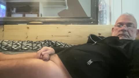 Snapshot of crapaud75018 chatting on 10/21/25, 09:54 crapaud75018 online show from 10/21/25, 09:54