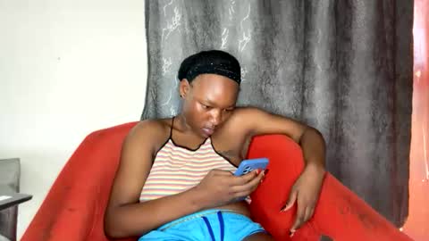 Snapshot of crave_meslowly chatting on 03/26/26, 06:19 Taliee online show from 03/26/26, 06:19