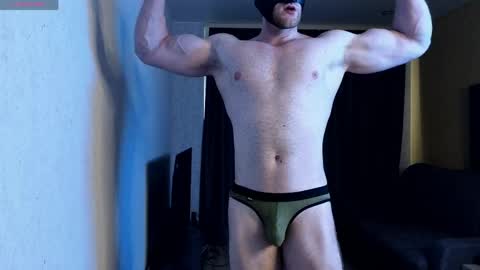 Snapshot of cravelorenzo chatting on 04/20/26, 02:20 CraveLorenzo online show from 04/20/26, 02:20