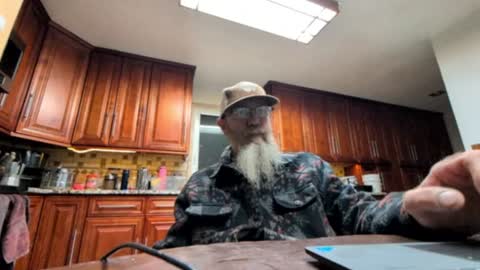 Snapshot of craven_moreass chatting on 06/20/26, 10:07 Dick Fitswell online show from 06/20/26, 10:07
