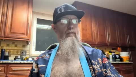 Snapshot of craven_moreass chatting on 07/19/26, 10:41 Dick Fitswell online show from 07/19/26, 10:41