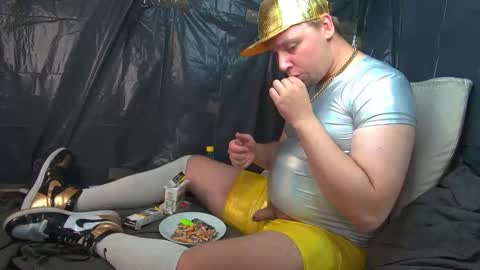 robin online show from 09/19/25, 06:19